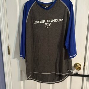 Men’s UA loose fit tee
